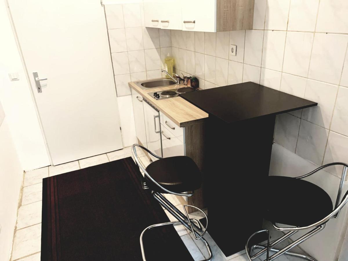 וינה Rainbow Apartment מראה חיצוני תמונה